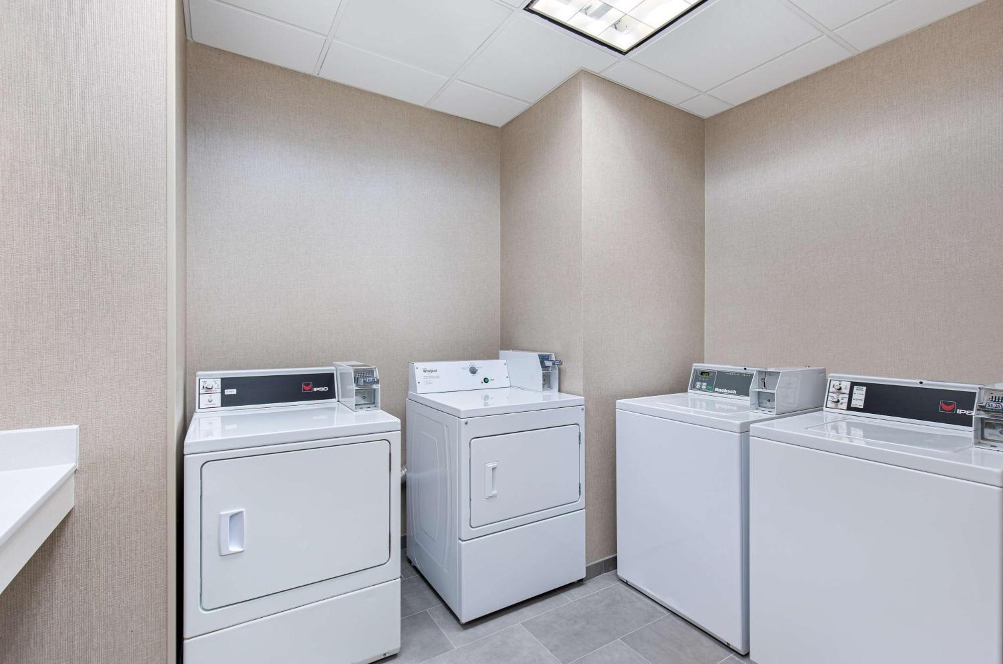Hampton Inn Pikeville Buitenkant foto